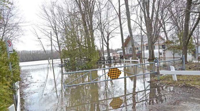 The streets that are flooded in Sainte-Marthe