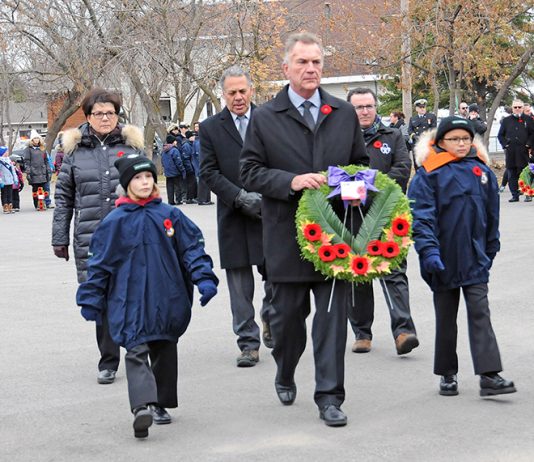 Deux-Montagnes honours veterans on Remembrance Day Deux-Montagnes honours veterans on Remembrance Day