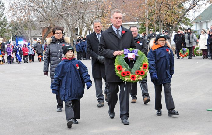 Deux-Montagnes honours veterans on Remembrance Day Deux-Montagnes honours veterans on Remembrance Day