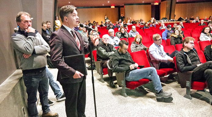 North Shore flood victims vent frustrations at consultation North Shore flood victims vent frustrations at consultation