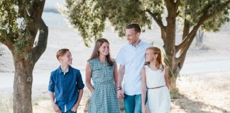 The CISSS des Laurentides is looking for host families for young people
