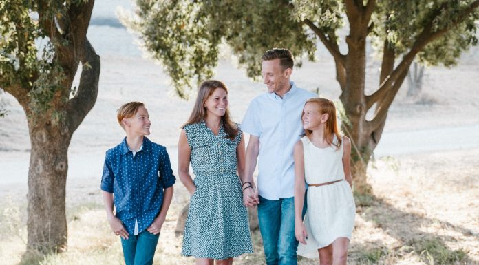 The CISSS des Laurentides is looking for host families for young people