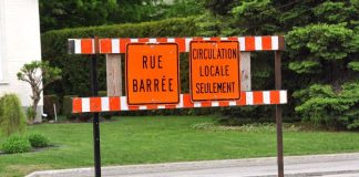 Road closure in Blainville