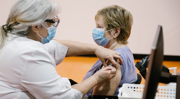 COVID vaccinations in Blainville