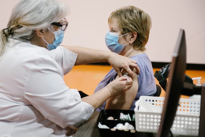 COVID vaccinations in Blainville