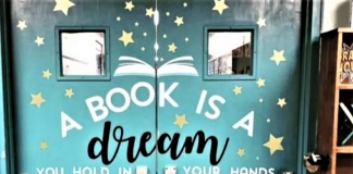 A book is a dream!
