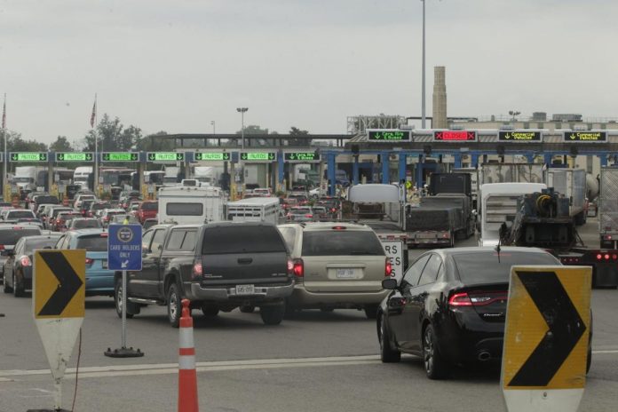 Starting August 9, 2021, Ottawa announces easing of border measures for fully vaccinated travellers only!