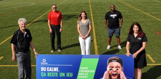 “Calm down. It’s still a game!” Blainville raises awareness against bullying in the bleachers