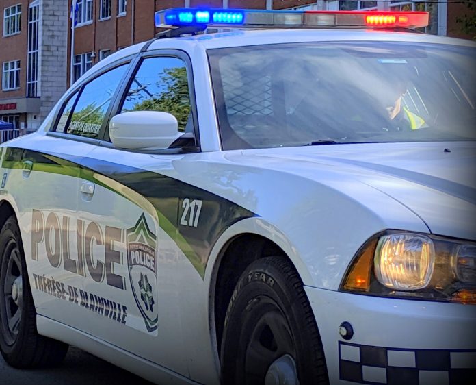 The Thérèse-De Blainville PD is currently investigating a robbery in Rosemère.