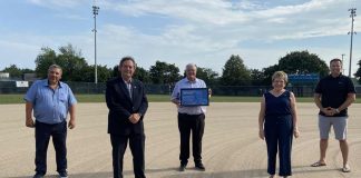 Inauguration of the Larry-Bélisle baseball field at Clair Matin park