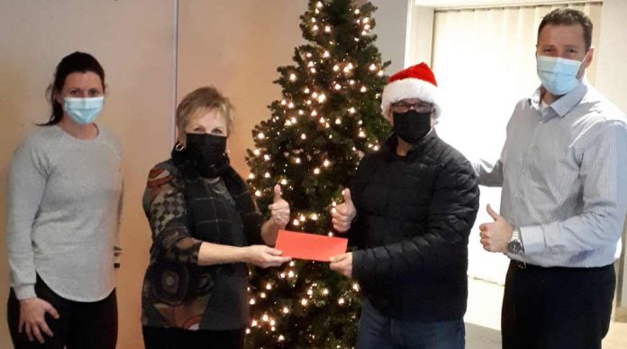 Father Christmas race: $900 donation to the Saint-Eustache Vulnerability Fund