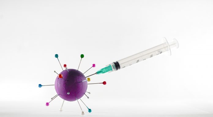 Mobile walk-in vaccination clinics in the Laurentians