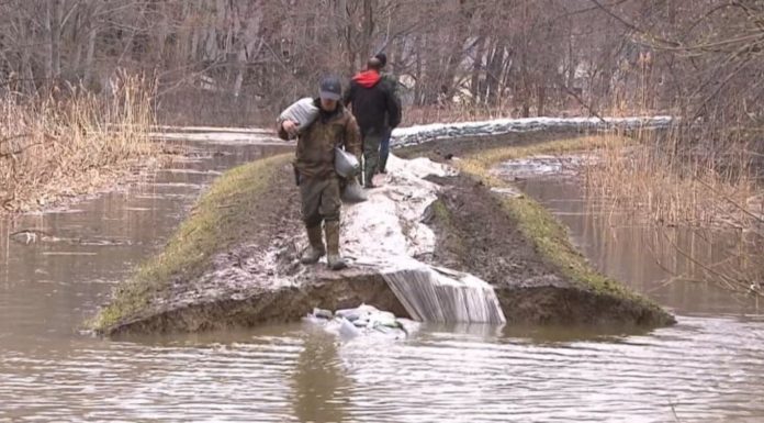 Québec gets tough on the Sainte-Marthe-sur-le-Lac dike