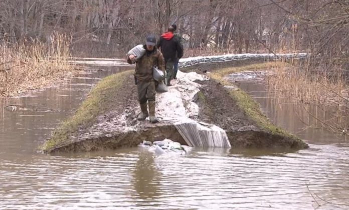 Québec gets tough on the Sainte-Marthe-sur-le-Lac dike