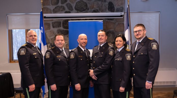 Ceremony for the promotion of Thérèse-De Blainville PD officers
