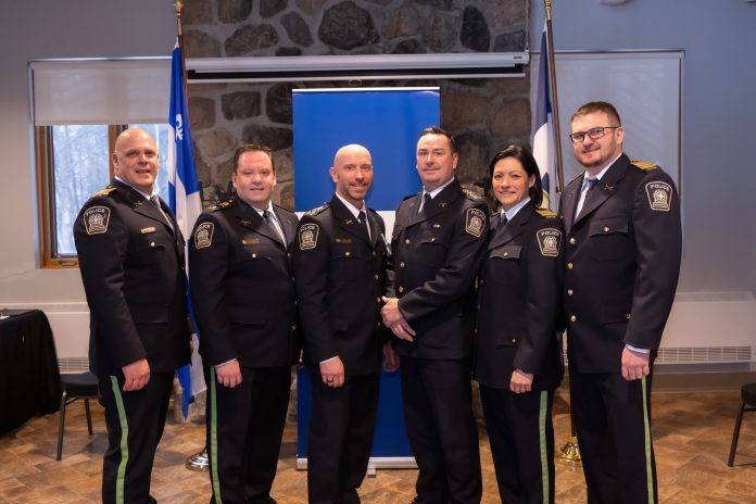 Ceremony for the promotion of Thérèse-De Blainville PD officers