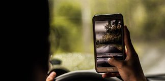 Stricter Penalties for Mobile Phone Use While Driving