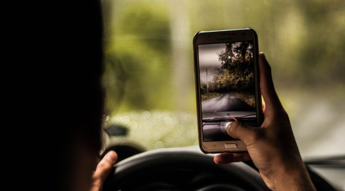 Stricter Penalties for Mobile Phone Use While Driving