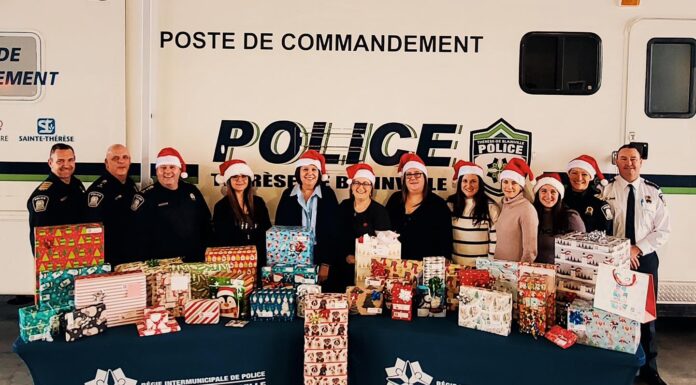 Thérèse-De Blainville Police Spread Holiday Cheer through Operation Santa Claus