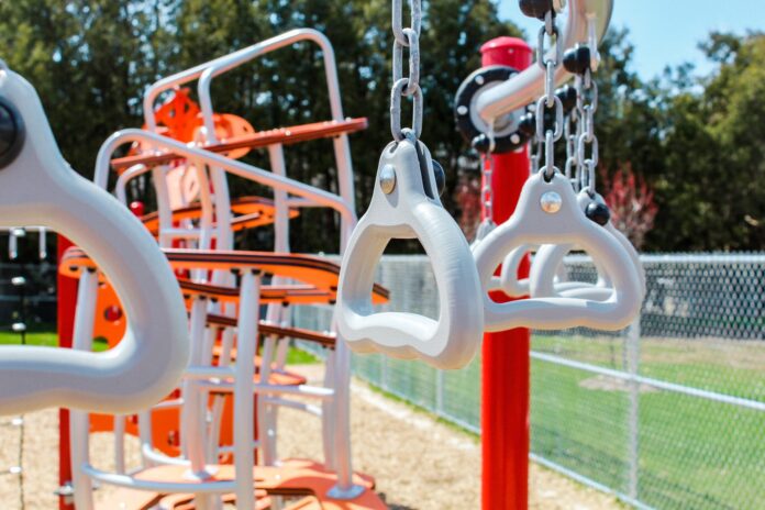 Deux-Montagnes Invests $100,000 in Renovation of École Sauvé Playground
