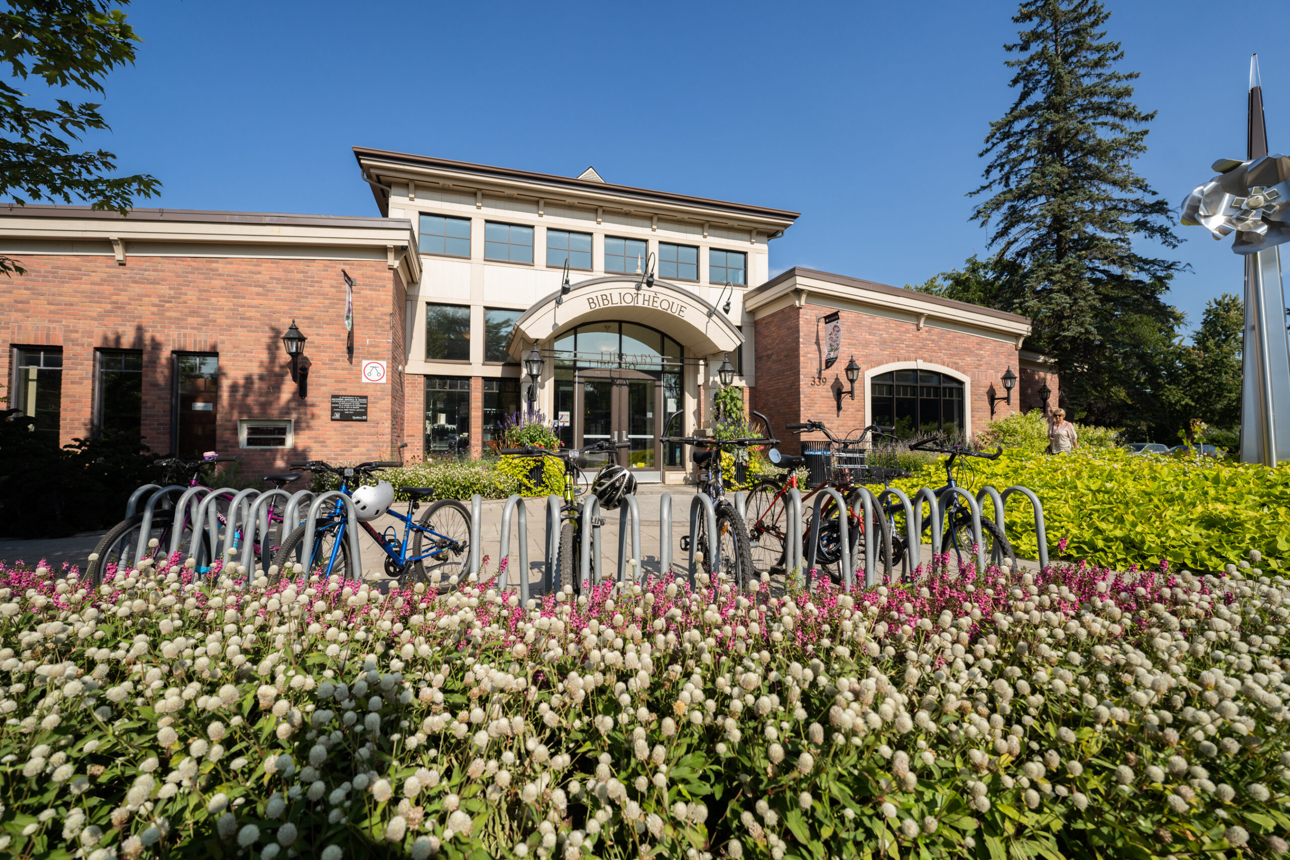 Rosemère’s H.J. Hemens Library Earns Top Provincial Honour for Service Excellence