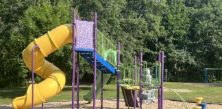 Sainte-Marthe-sur-le-Lac gives playground equipment a second life at Félix-Leclerc Park